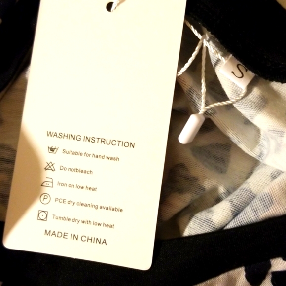 ⭐Suvimuga ⭐💛Yellow & Black Leopard Color Block Top - Picture 7 of 8